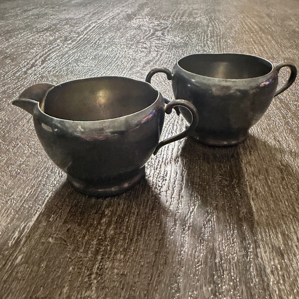Vintage WM Rogers Silver Plated Creamer and Sugar Bowl Set